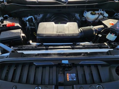 Used 2024 Chevrolet Silverado 1500 ZR2 w/ Technology Package image 31