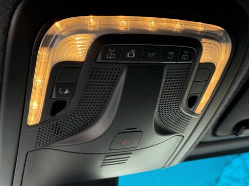 Used 2022 Mercedes-Benz Sprinter 2500 image 21