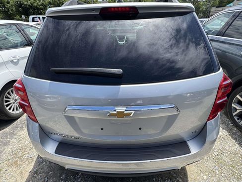 Used 2017 Chevrolet Equinox LT w/ Convenience Package AWD/4WD image 5