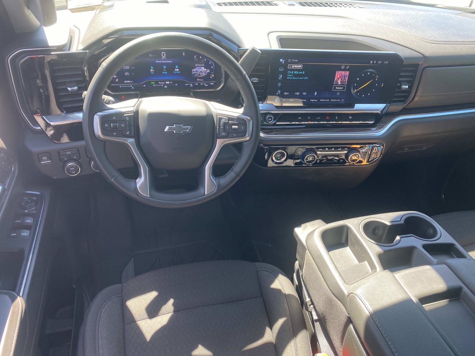 Used 2024 Chevrolet Silverado 1500 RST AWD/4WD image 15