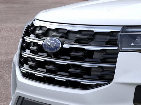 New 2026 Ford Explorer Active w/ Active Comfort Package AWD/4WD image 17