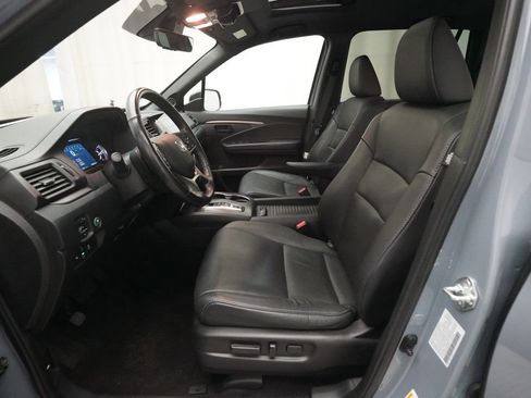 Certified 2023 Honda Passport EX-L image 6