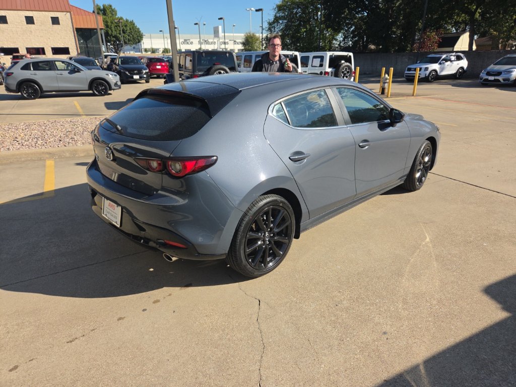 Used 2026 MAZDA MAZDA3 Carbon AWD/4WD image 7