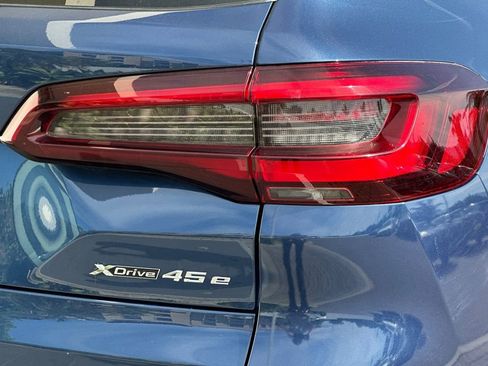 Used 2023 BMW X5 xDrive45e w/ Executive Package image 34