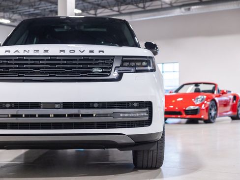 Used 2024 Land Rover Range Rover Long Wheelbase Autobiography AWD/4WD image 19