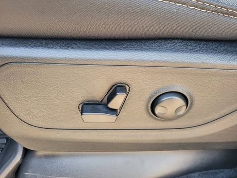 New 2026 RAM 1500 Big Horn AWD/4WD image 6