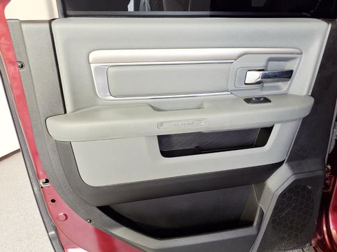 Used 2019 RAM 1500 Lone Star RWD image 11