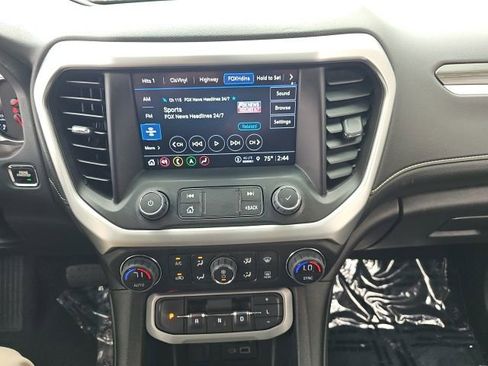 Used 2023 GMC Acadia SLT w/ Technology Package FWD image 51