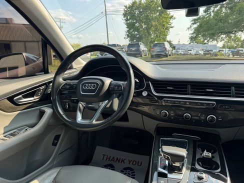 Used 2018 Audi Q7 3.0T Premium Plus AWD/4WD image 16