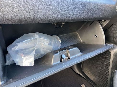 Used 2018 RAM 1500 Laramie image 33