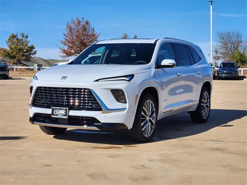 New 2026 Buick Enclave Avenir w/ Super Cruise Package image 3