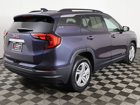 Used 2019 GMC Terrain SLE w/ Driver Convenience Package image 9