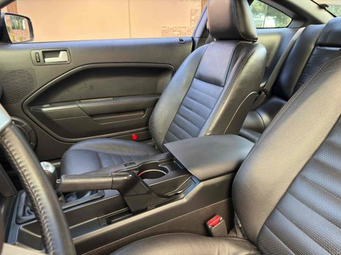 Used 2008 Ford Mustang GT Premium image 25