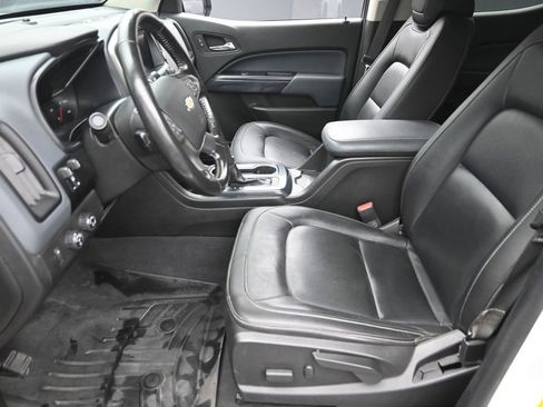 Used 2019 Chevrolet Colorado Z71 image 12