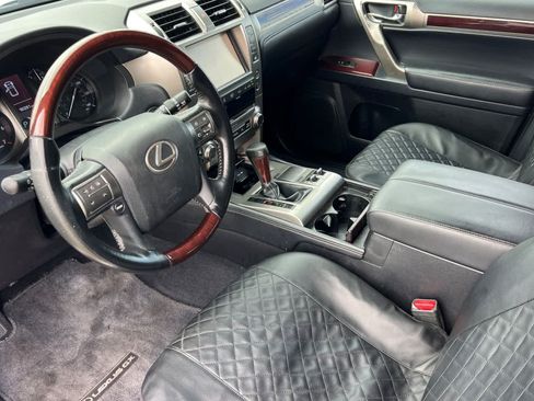 Used 2019 Lexus GX 460 Premium AWD/4WD image 9