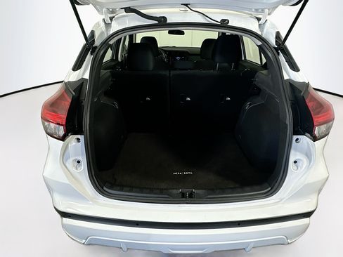 Used 2023 Nissan Kicks SV FWD image 27