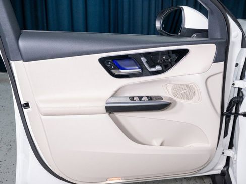 Certified 2026 Mercedes-Benz GLC 300 4MATIC image 11