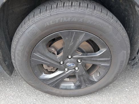 Used 2024 Subaru Crosstrek 2.0i AWD/4WD image 39
