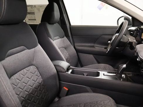 New 2026 Nissan Kicks SV w/ SV Premium Package AWD/4WD image 24