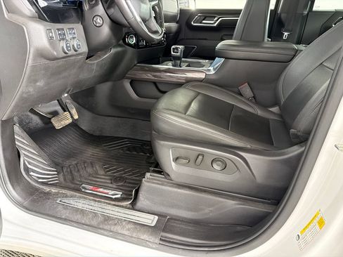 Used 2023 Chevrolet Silverado 1500 LTZ image 10