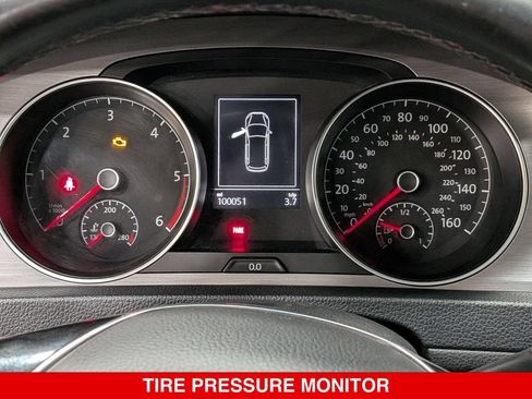 Used 2015 Volkswagen Golf TDI S FWD image 19