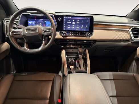 Used 2023 GMC Canyon Denali AWD/4WD image 11