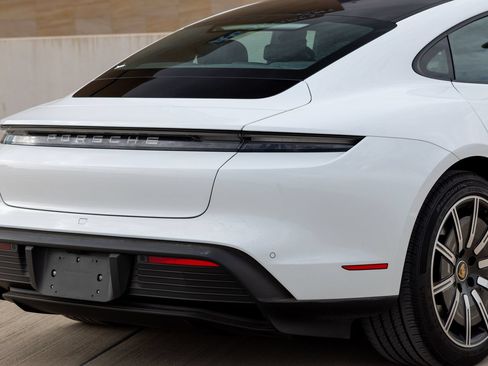 Used 2024 Porsche Taycan RWD image 11