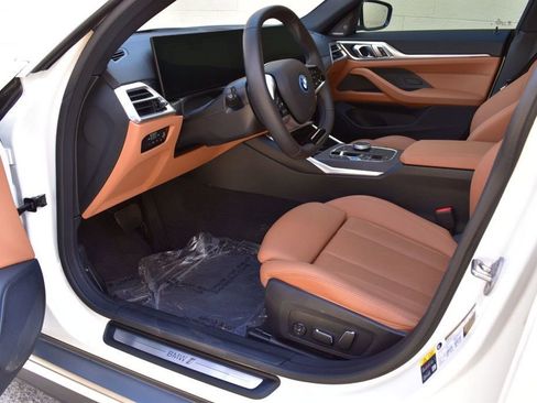 Used 2025 BMW i4 eDrive40 RWD image 17