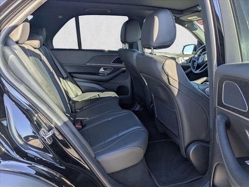 Used 2025 Mercedes-Benz GLE 350 4MATIC image 22