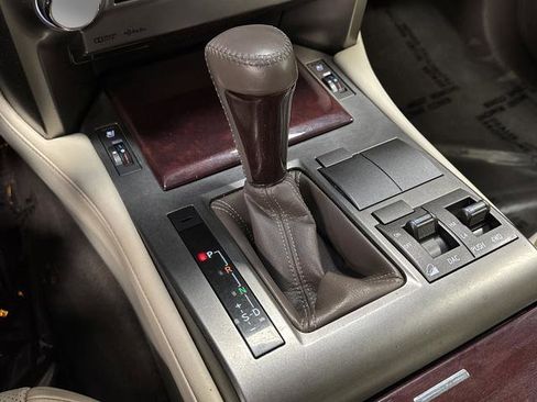 Used 2016 Lexus GX 460 w/ Premium Package image 21