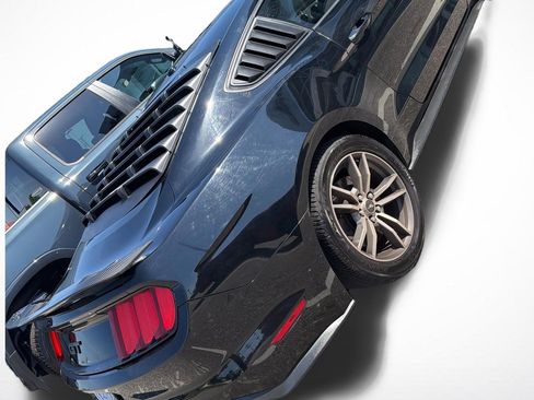 Used 2015 Ford Mustang GT Premium RWD image 8