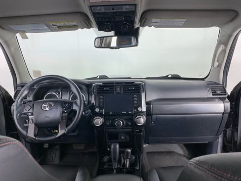 Used 2020 Toyota 4Runner Venture AWD/4WD image 17