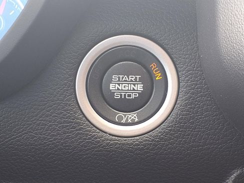 Used 2024 RAM 2500 Big Horn image 10