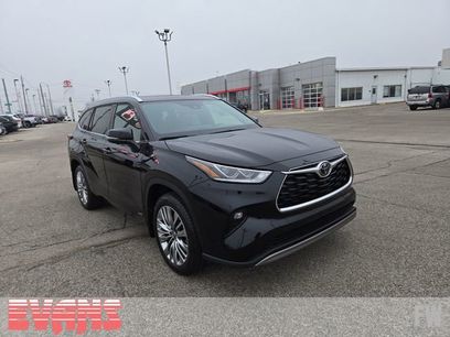 New 2026 Toyota Highlander Platinum