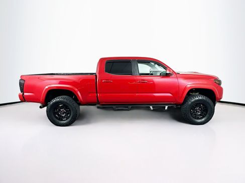 Used 2017 Toyota Tacoma TRD Sport w/ Tow Package RWD image 10