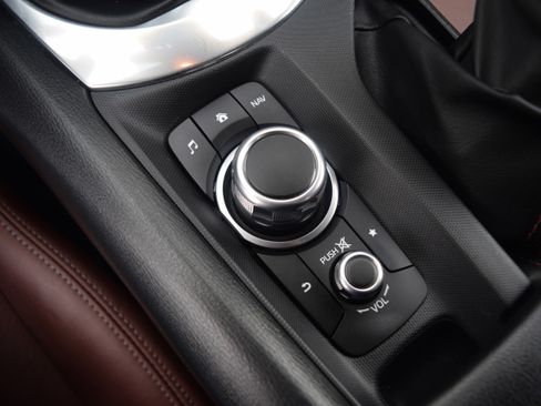 Used 2019 MAZDA MX-5 Miata RF Grand Touring w/ GT-S Package image 13