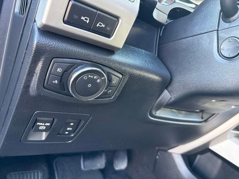 Used 2020 Ford F150 Lariat w/ Equipment Group 502A Luxury AWD/4WD image 26