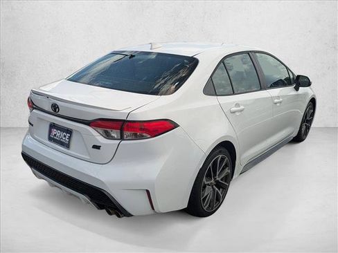 Used 2022 Toyota Corolla SE FWD image 5