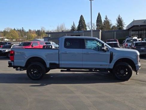 New 2025 Ford F350 Lariat w/ Lariat Ultimate Package image 4