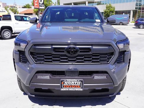 New 2026 Toyota Tacoma TRD Off-Road AWD/4WD image 2