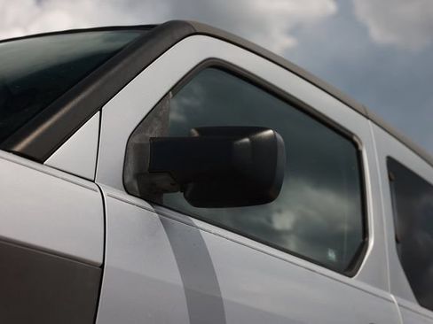 Used 2004 Honda Element EX image 29
