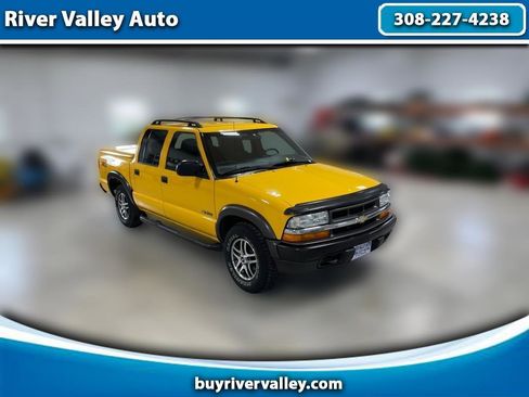 Used 2003 Chevrolet S10 Pickup LS w/ Appearance Package image 1