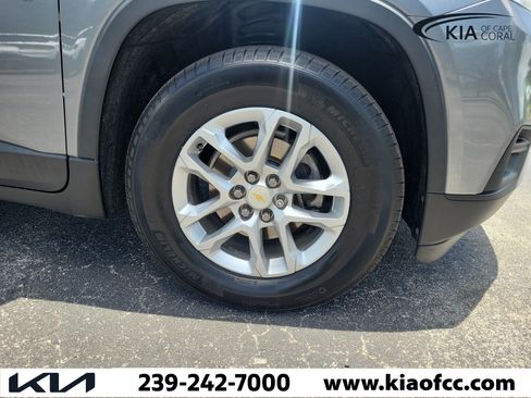 Used 2020 Chevrolet Traverse LS FWD image 7