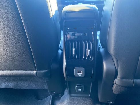 New 2026 Jeep Compass Latitude image 16