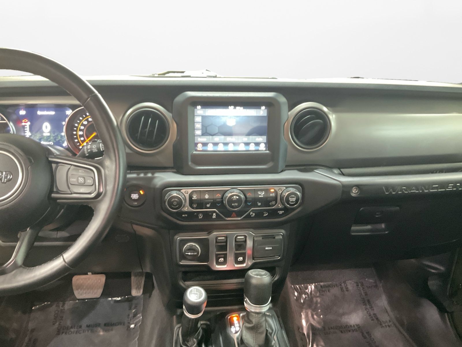 Used 2021 Jeep Wrangler Sport AWD/4WD image 12