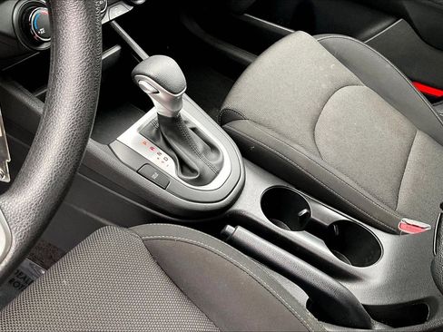 Used 2023 Kia Forte LXS w/ LXS Technology Package FWD image 15