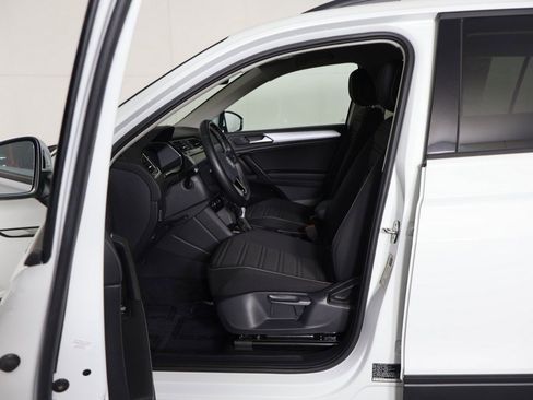 Used 2024 Volkswagen Tiguan S image 29