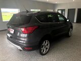 Used 2019 Ford Escape Titanium image 3