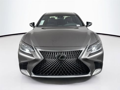 Used 2018 Lexus LS 500 w/ Interior Upgrade Package RWD image 8
