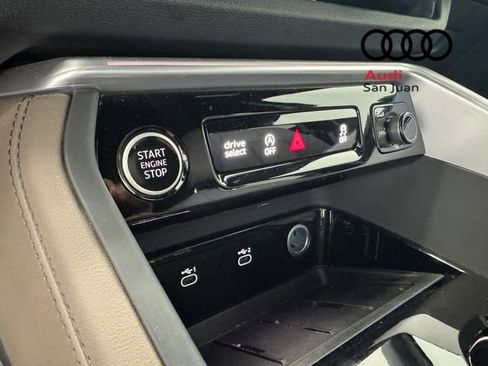 Used 2025 Audi Q5 Premium w/ Convenience Package AWD/4WD image 31
